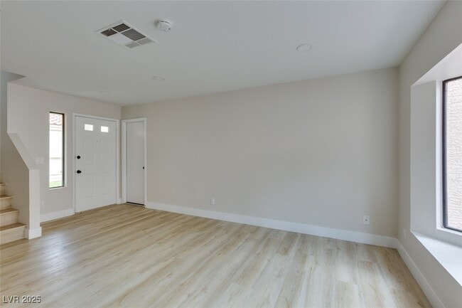 Building Photo - 2337 Chatfield Dr