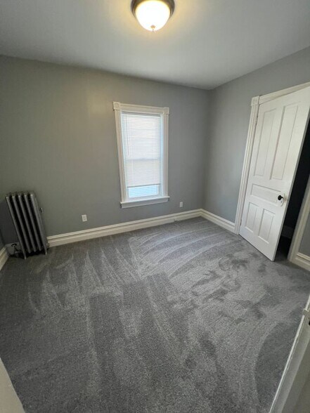 Building Photo - 134 N Walnut St