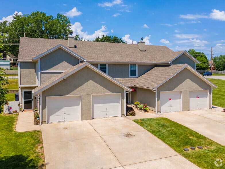 Chestnut Heights 1250012522 S Constance St Olathe KS 66062