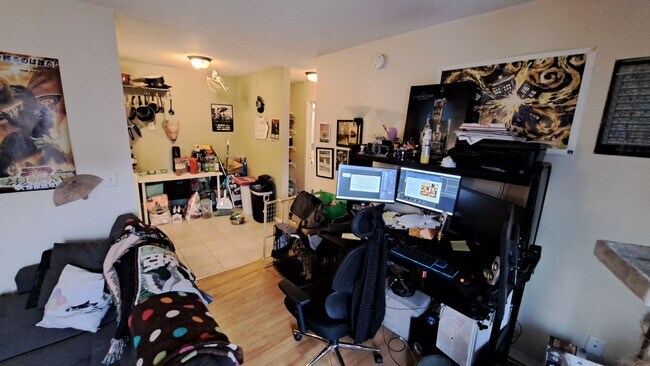 Interior Photo - 1501