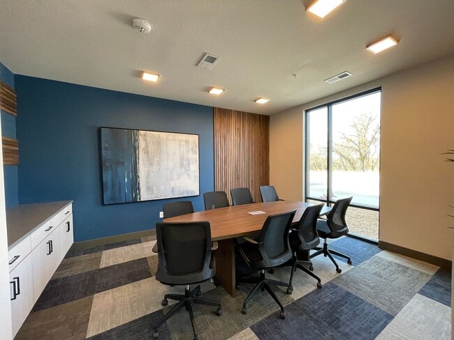 Building Photo - Newly Built Move-in Ready Modern Condo!