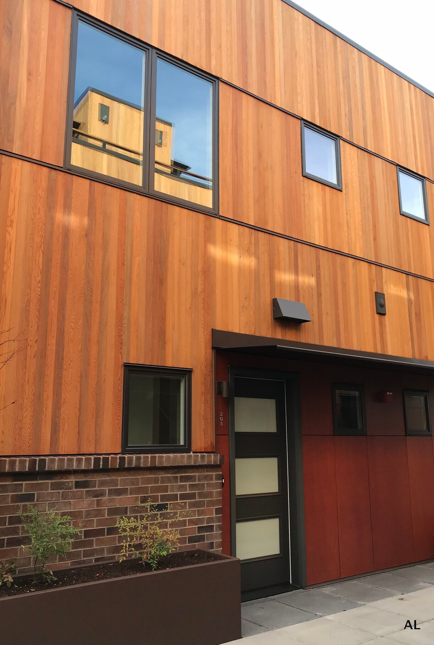 Building Photo - 3300 NE 65th St