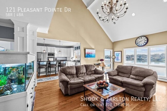 Building Photo - 121 Pleasant Point Dr