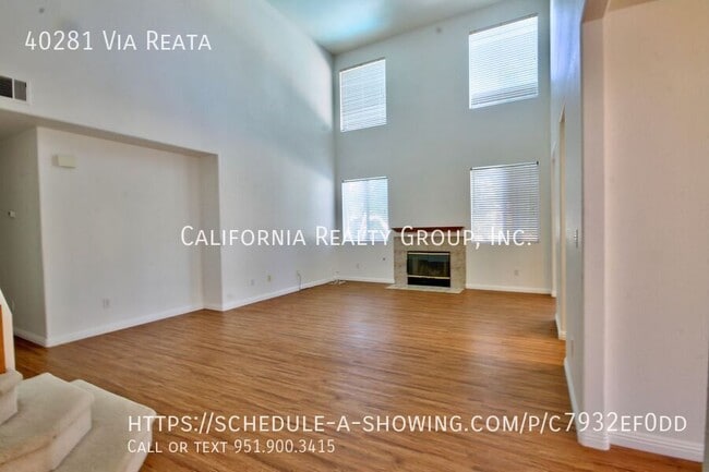 Building Photo - 40281 Vía Reata