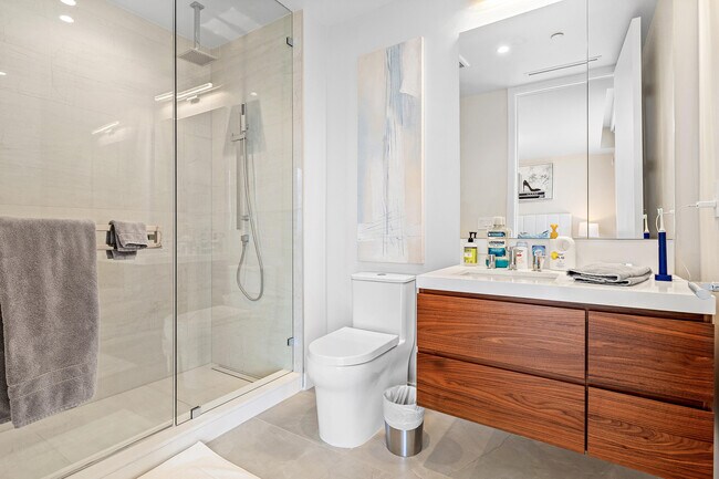 Building Photo - 220 SE Mizner Blvd