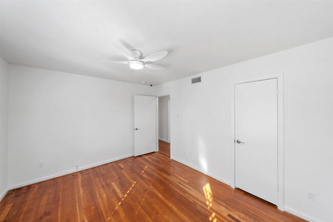 Building Photo - 4614 Merwin St