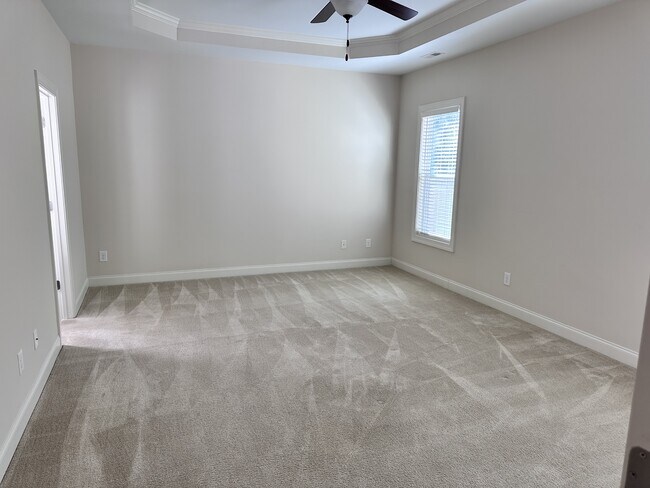 Building Photo - 413 Belhaven Ct