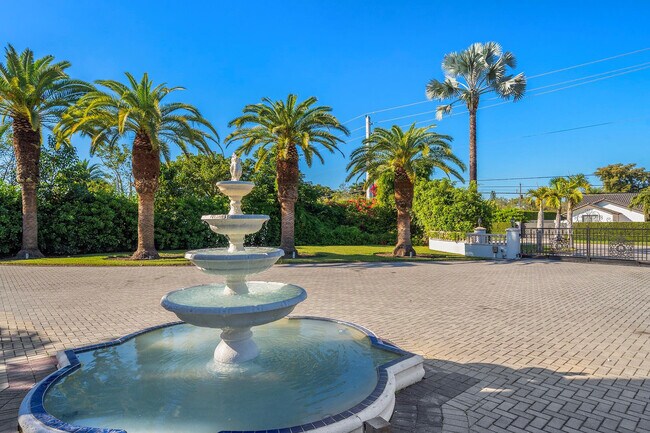 Building Photo - 10270 SW 58th St