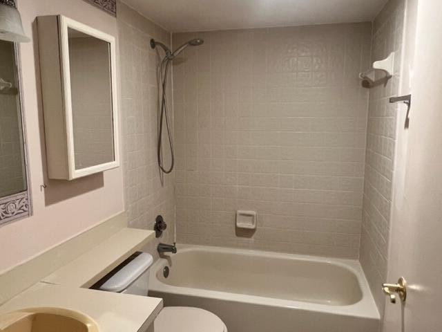 Building Photo - 2000 Springdale Blvd