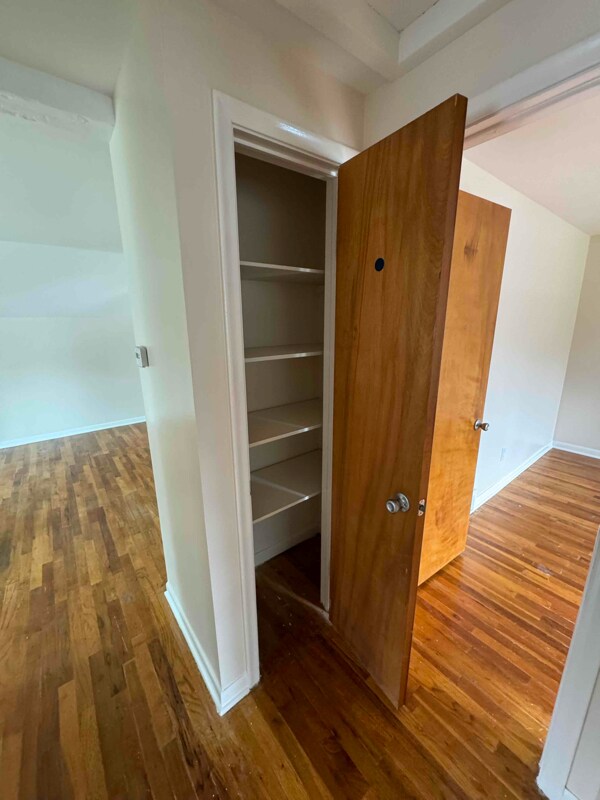 Building Photo - 15627 Portis St