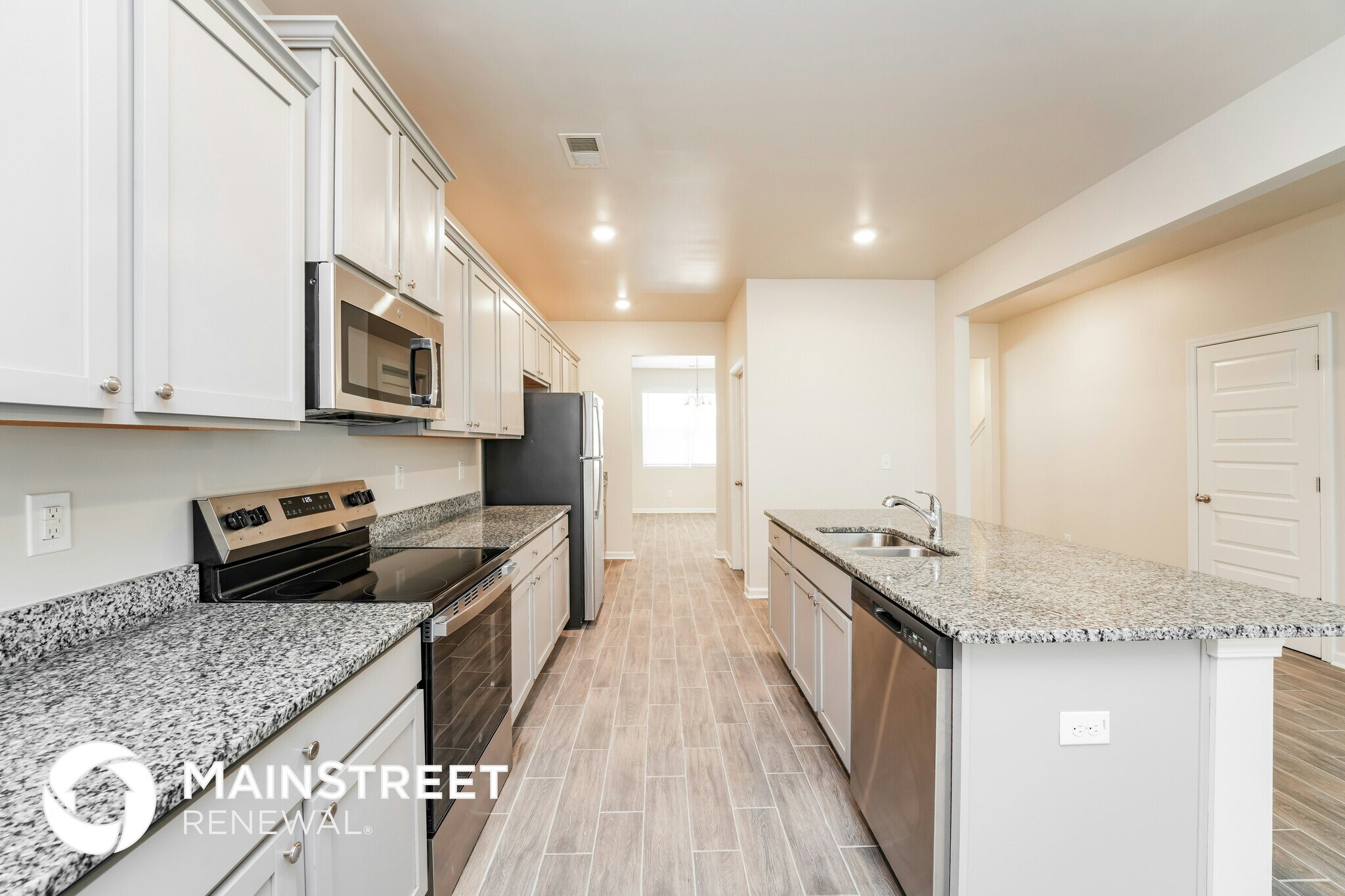 Building Photo - 3811 River Rock Rd