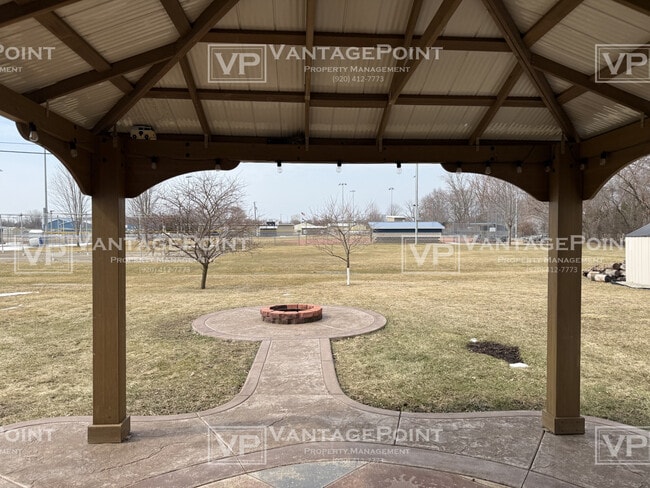 Building Photo - 1332 Fatima St