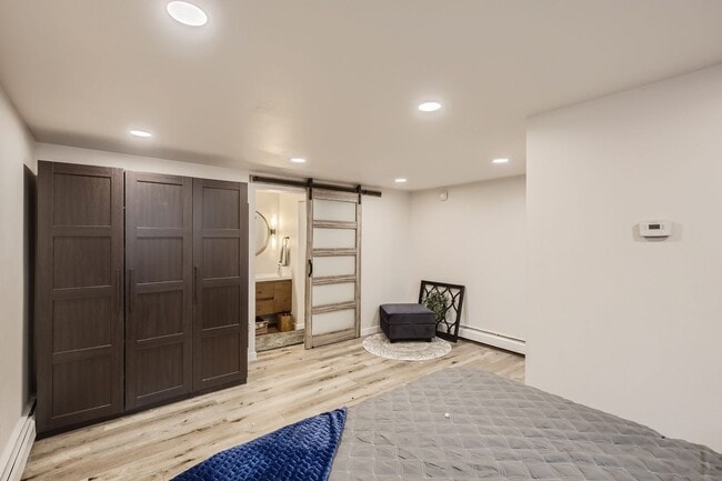 Building Photo - Central 1 BDR / 1 BA Condo in Boulder