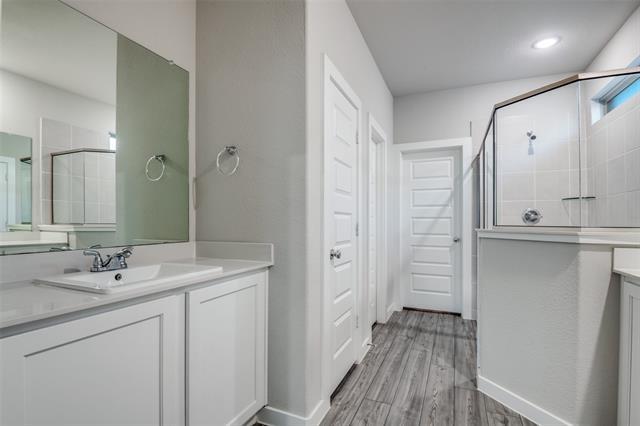 Building Photo - 2412 Green River Rd