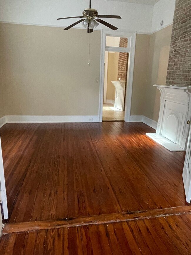 Building Photo - 4412-4412 Canal St