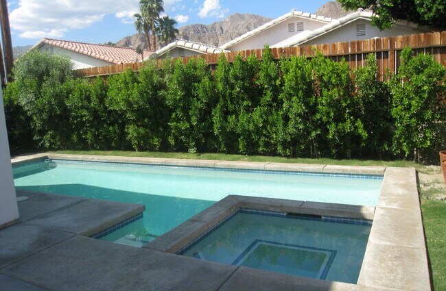 Building Photo - Pool Home in La Quinta Cove