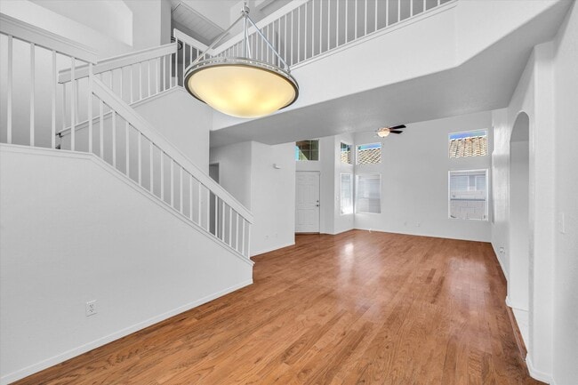 Building Photo - SE!!  Windmill and 215!! Newly remodeled!! All Tile Floors down stairs!! Low Maintenance Desert L...