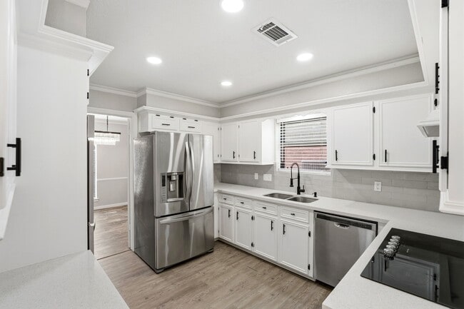 Building Photo - 20222 Prince Creek Dr