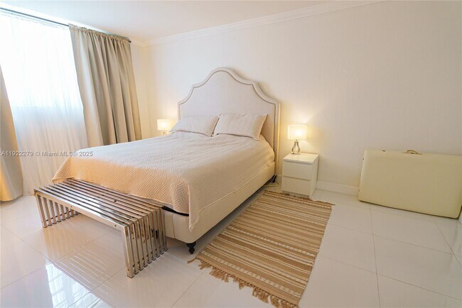 Building Photo - 19390 Collins Ave