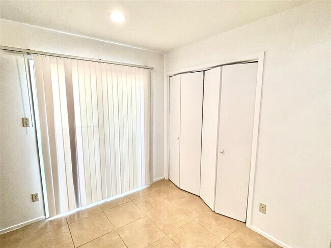 Building Photo - 1802 Prairie Knoll Ct