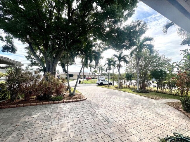 Building Photo - 4388 13th Way NE