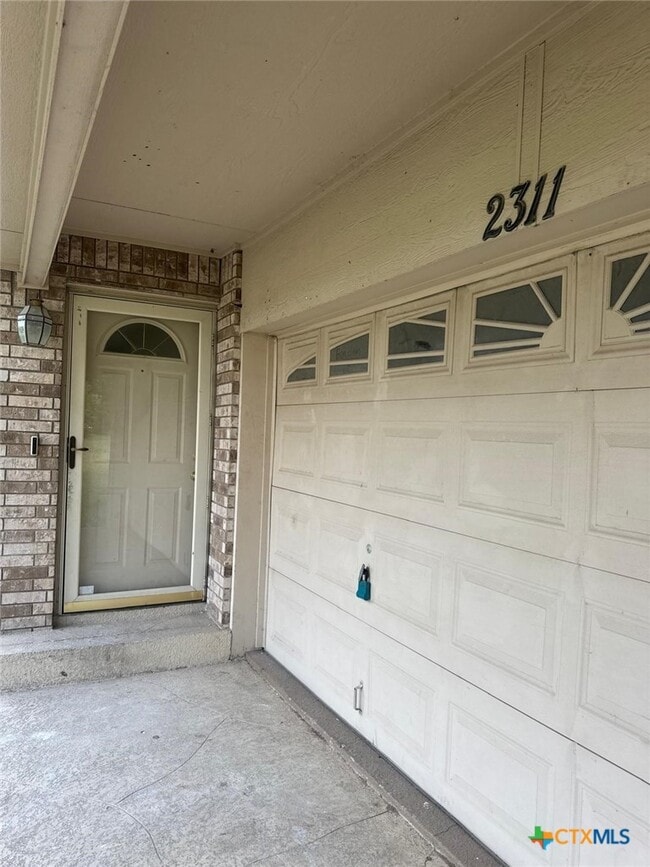 Building Photo - 2311 Old FM 440 Rd