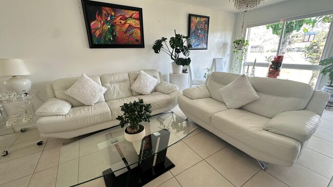 Building Photo - 5778 Phoenix Palm Ct