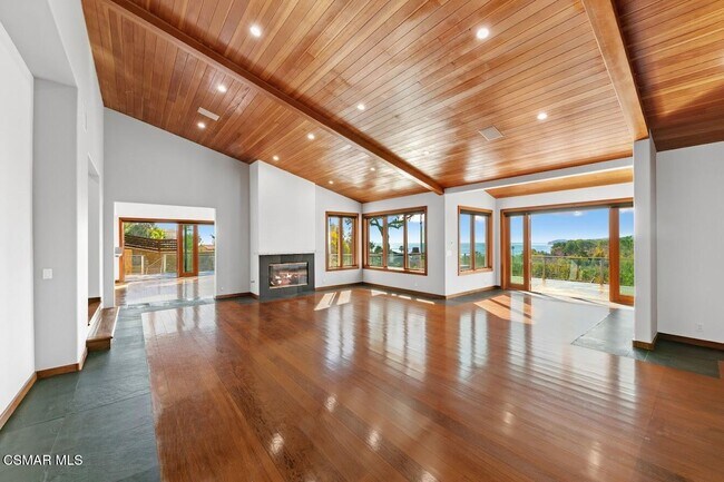 Building Photo - 27091 Sea Vista Dr