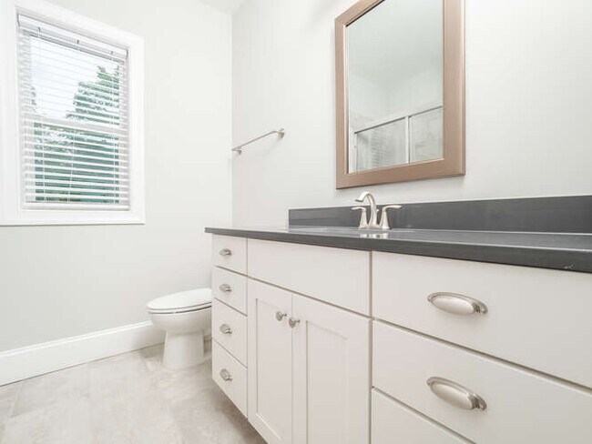 Building Photo - 3802 Kelford St