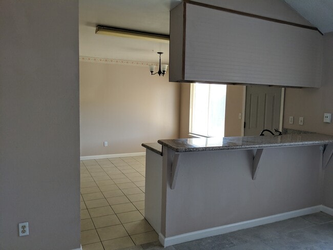 Building Photo - 1533 Jackellen Ln