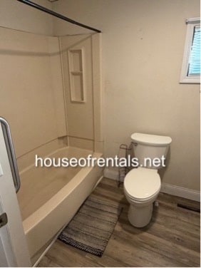 Building Photo - 516 N 21st St