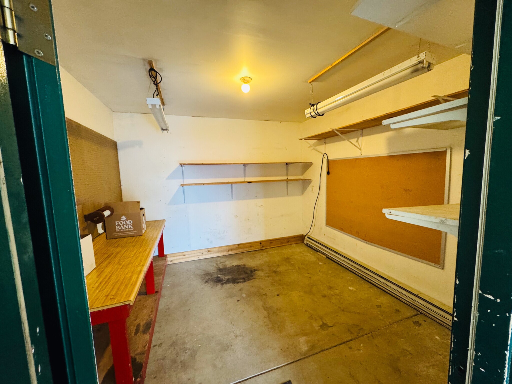 Garage Workshop - 201 Ryan Gulch Rd