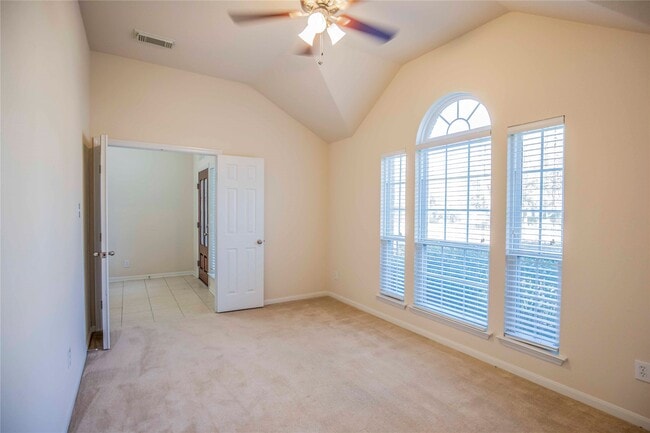 Building Photo - 187 Fairwind Trail Dr