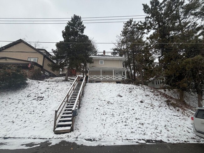 Building Photo - Use Your Tax Return For This Sweetheart of a Deal! This is a Lease-to-Own – Not a typical rental.