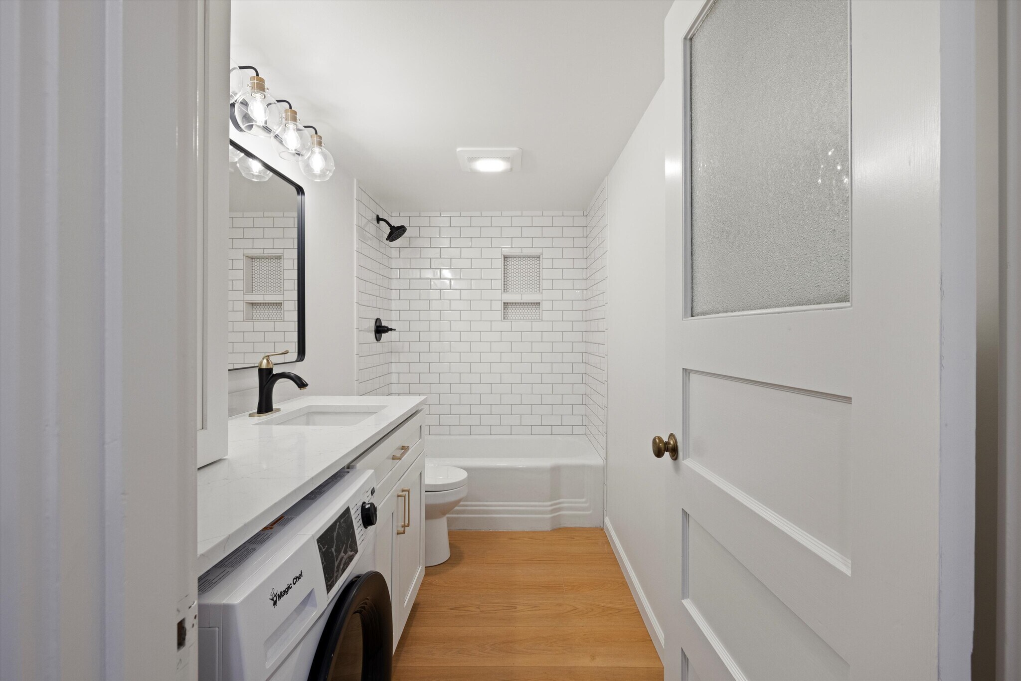 Building Photo - 317 Main St