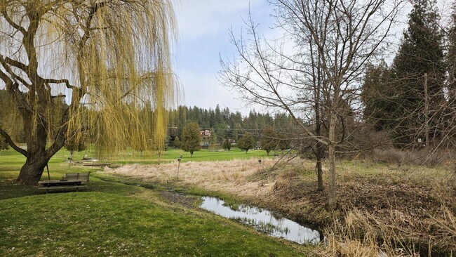 Building Photo - 2-Bed, 2-Bath, Single Level Home by Ponderosa Springs Golf Course in Coeur d'Alene