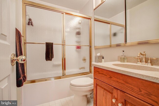 Building Photo - 9700 Whitley Park Pl