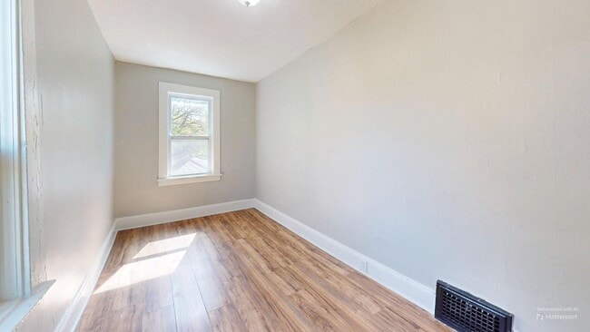 Building Photo - 3149 W 32nd St