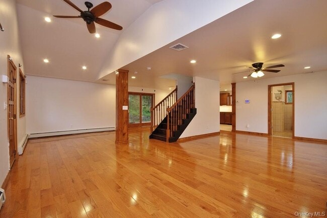 Building Photo - 24 Lake Ave