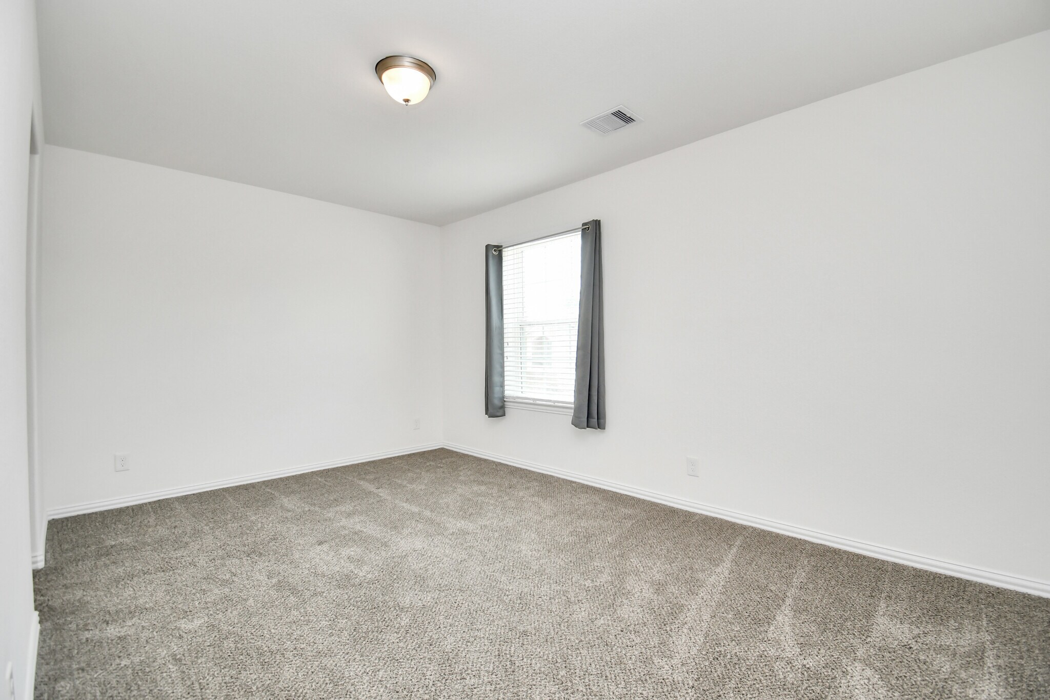 Building Photo - 3316 Harmony View Ln