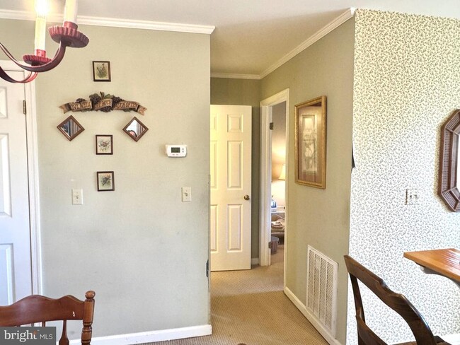 Building Photo - 102 Jl Thompson Dr