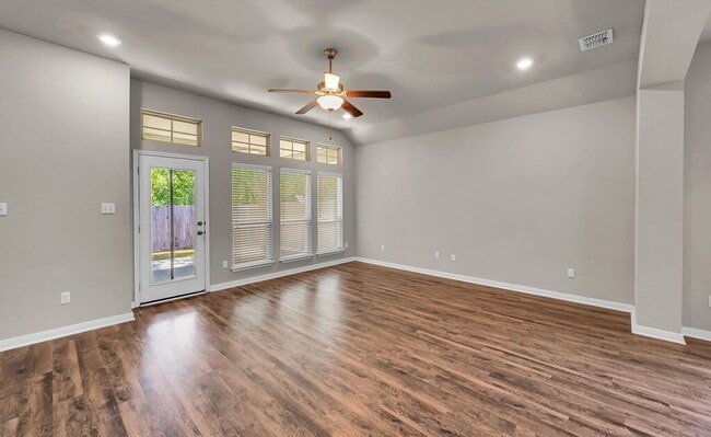 Building Photo - 1120 Merganser Way