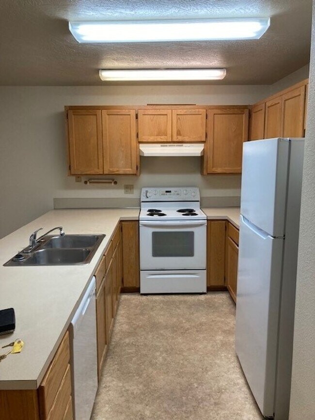 Building Photo - 2793 S Cloverleaf Loop