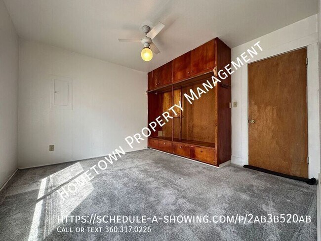 Building Photo - 9906 Croft St S