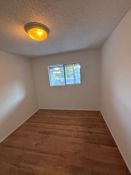Building Photo - 125 Mills Pl