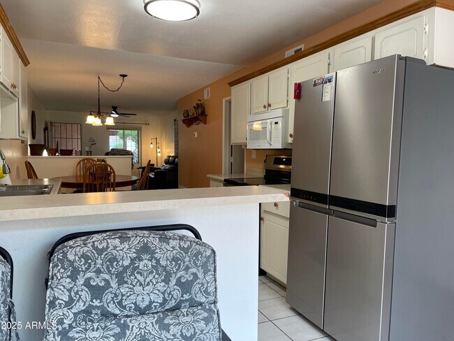 Building Photo - 455 S Delaware Dr