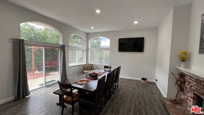 Building Photo - 29934 Triunfo Dr