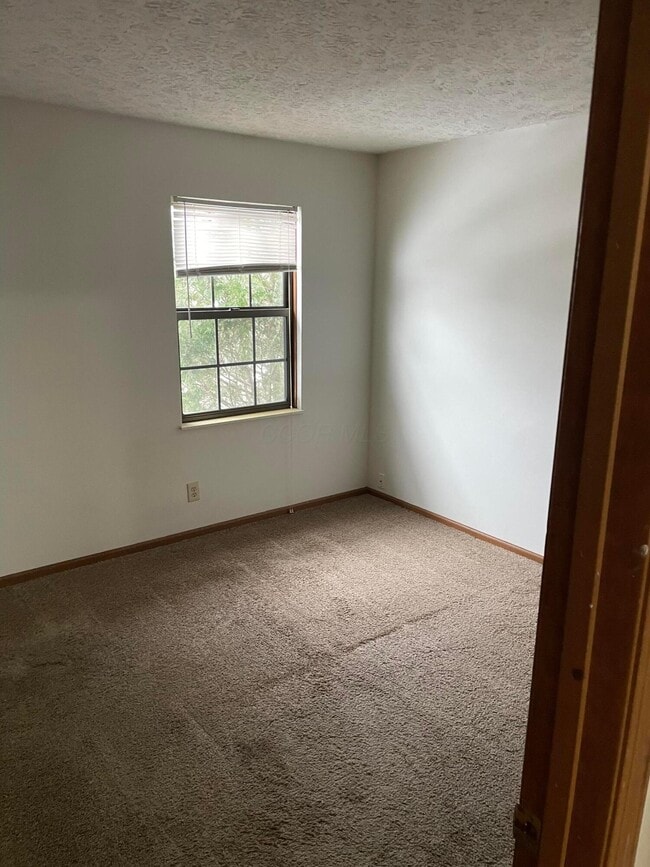 Building Photo - 6680 Birchton St