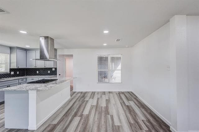 Building Photo - 322 NE 29th St