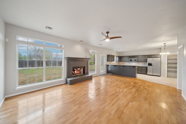 Building Photo - Remodeled 2 story in desired Stone Mill Br...